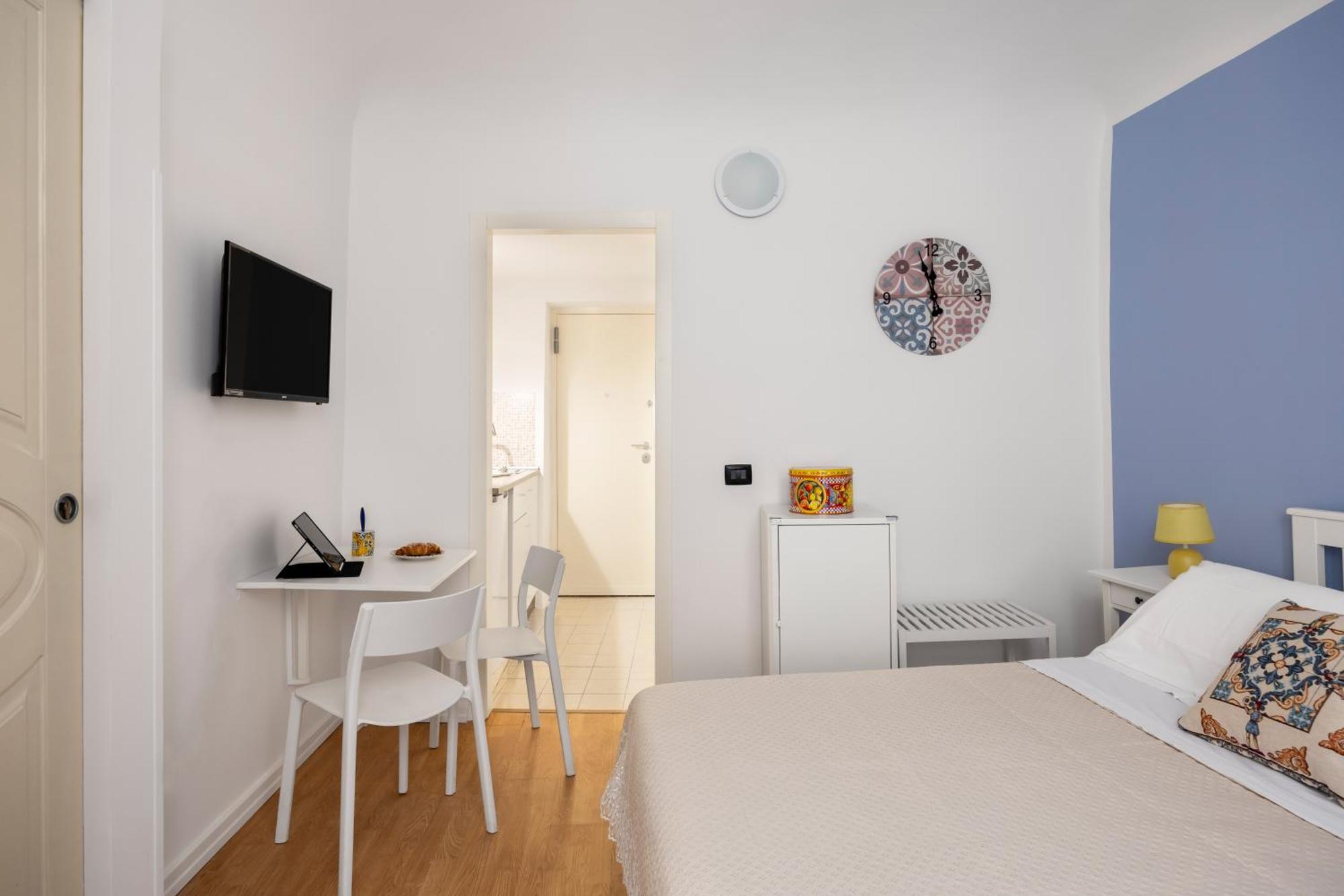 Agata E Rosalia 2 Bedroom Flat At The Quattro Canti Palermo Kültér fotó